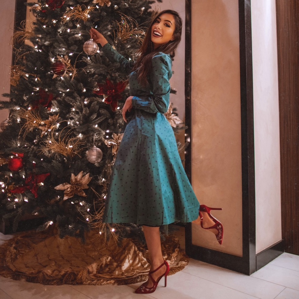 NWT button down vintage 40s inspired green dress | Perfect for holidays | XS